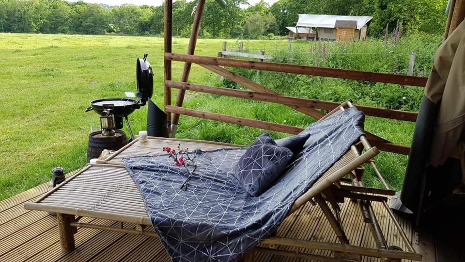 Glamping Des 2 Marguerites Bazoches-au-Houlme Exterior foto